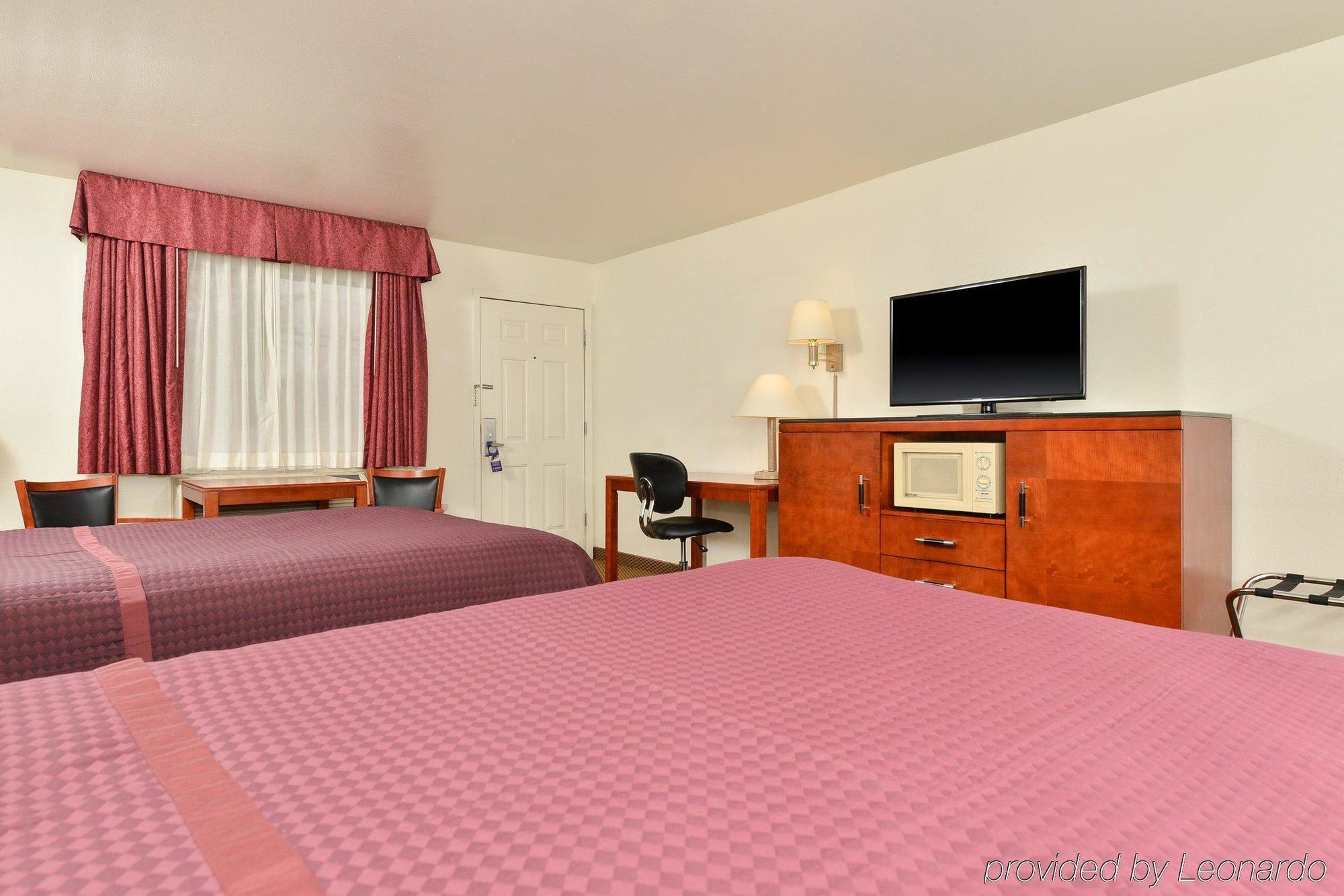 Best Western Executive Inn Хоббс Экстерьер фото