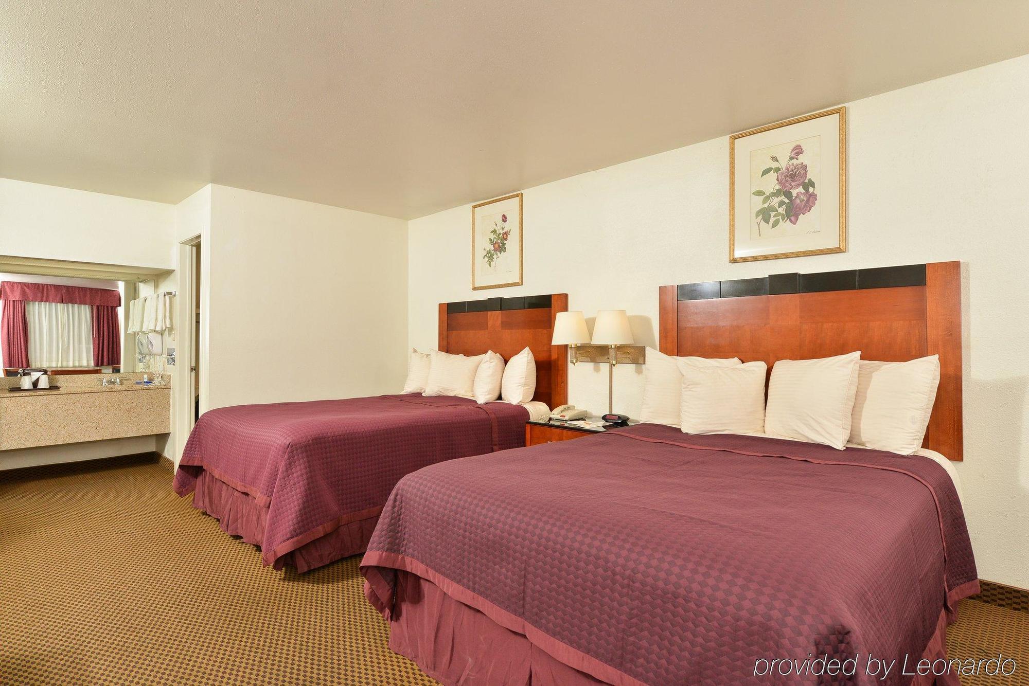 Best Western Executive Inn Хоббс Экстерьер фото