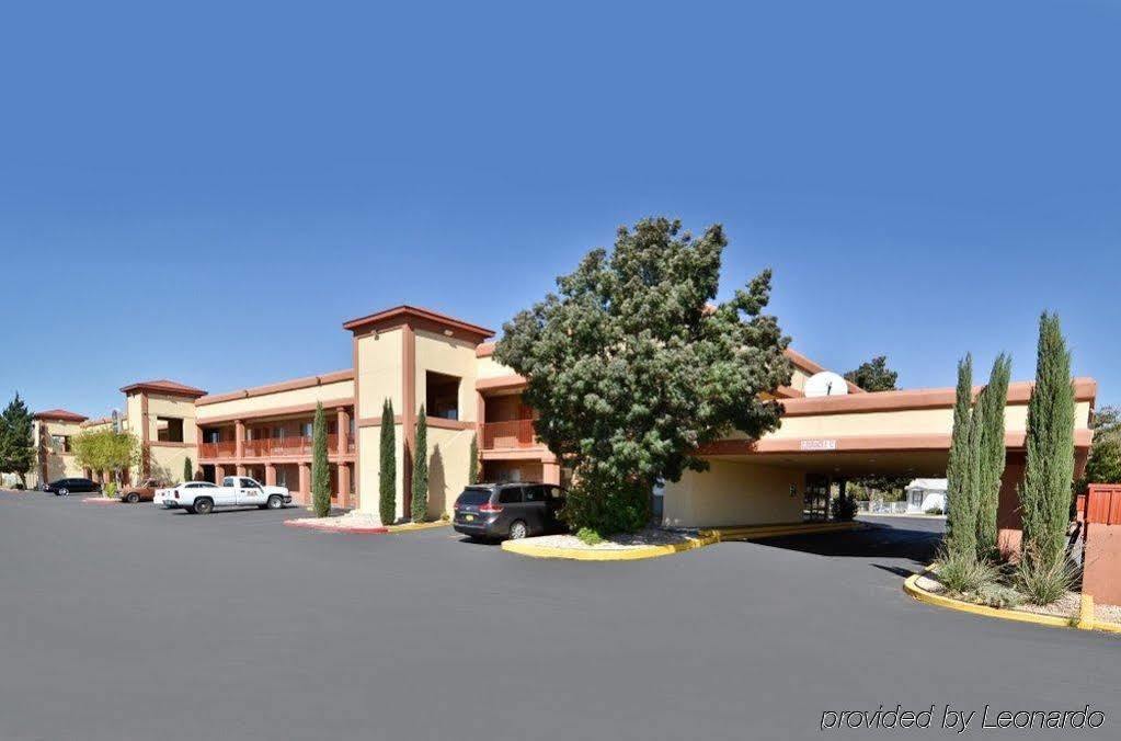 Best Western Executive Inn Хоббс Экстерьер фото