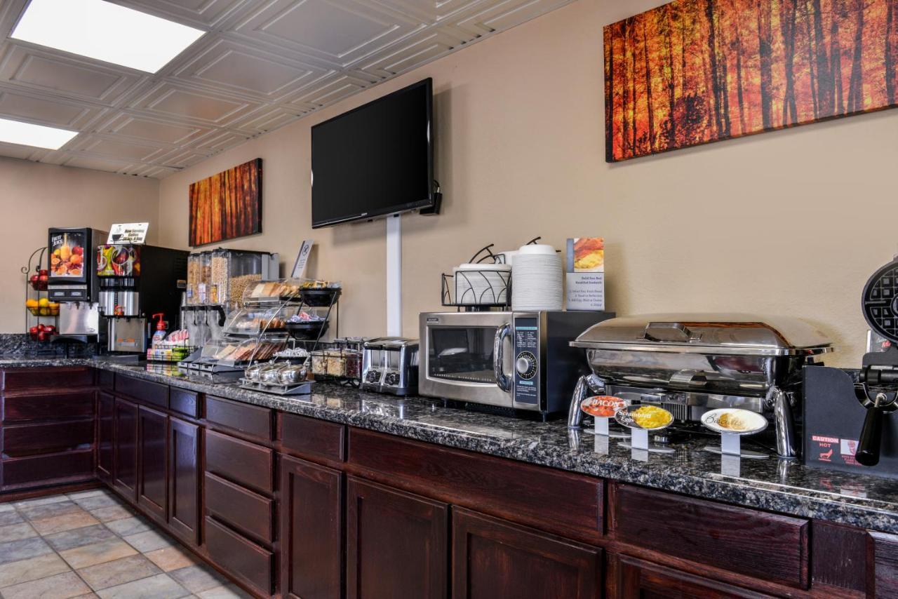 Best Western Executive Inn Хоббс Номер фото